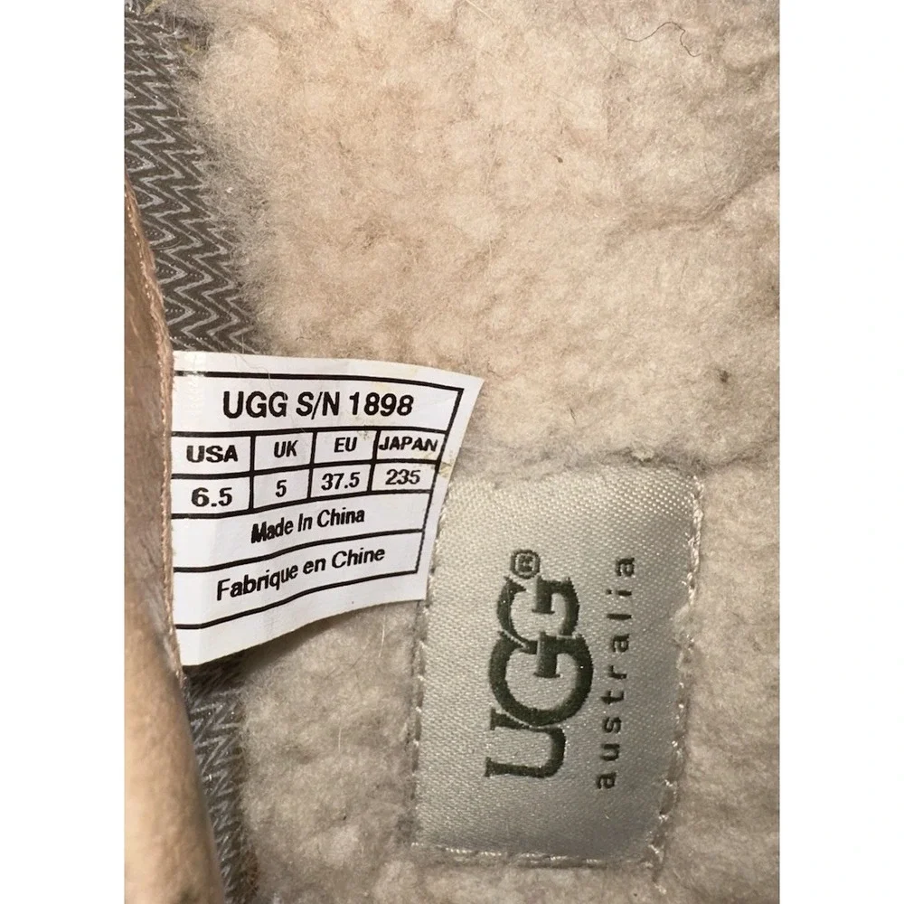 UGG Australia Duck Boots Leather Sherpa‎ Shearling Lined 6.5 Boat Green Brown